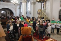  Msza św dziecięca z poświęceniem świec 