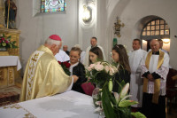  MSZA ŚW ODUSTOWA KU CZCI ŚW ROCHA ODPRAWIŁ KS. BISKUP ZDZISŁAW FORTUNIAK W 40 ROCZNICĘ SAKRY BISKUPIEJ 