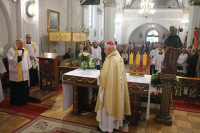  MSZA ŚW ODUSTOWA KU CZCI ŚW ROCHA ODPRAWIŁ KS. BISKUP ZDZISŁAW FORTUNIAK W 40 ROCZNICĘ SAKRY BISKUPIEJ 