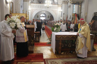  MSZA ŚW ODUSTOWA KU CZCI ŚW ROCHA ODPRAWIŁ KS. BISKUP ZDZISŁAW FORTUNIAK W 40 ROCZNICĘ SAKRY BISKUPIEJ 
