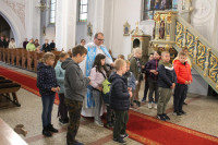  PAŹDZIERNIK MIESIĄCEM RÓŻAŃCA NABOŻEŃSTWO RÓŻAŃCOWE Z UDZIAŁEM DZIECI 