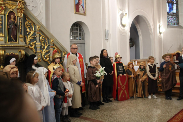 KOROWÓD WSZYSTKICH ŚW ORAZ MSZA ŚW W INTENCJI SOLENIZANTA KS.PROBOSZCZA SZYMONA