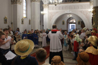  KOROWÓD WSZYSTKICH ŚW ORAZ MSZA ŚW W INTENCJ SOLENIZANTA KS.PROBOSZCZA SZYMONA 