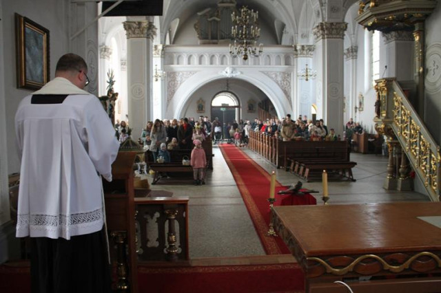 WIELKA SOBOTA ŚWIĘCENIE POTRAW