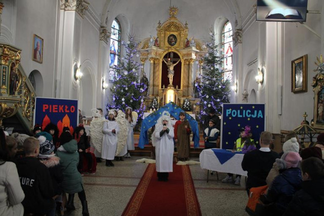 JASEŁKA W WYKONANIU UCZNIÓW ZSP W MASŁOWIE