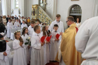  UROCZYSTOŚĆ PIERWSZEJ KOMUNI ŚW 