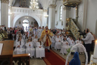  UROCZYSTOŚĆ PIERWSZEJ KOMUNI ŚW 