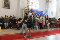  OFIAROWANIE PAŃSKIE-POŚWIĘCENIE ŚWIEC DZIECIOM PIERWSZOKOMUNIJNYM 