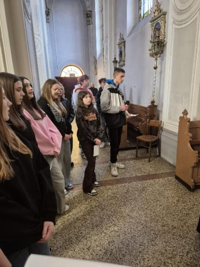 DROGA KRZYŻOWA - MŁODZIEŻY